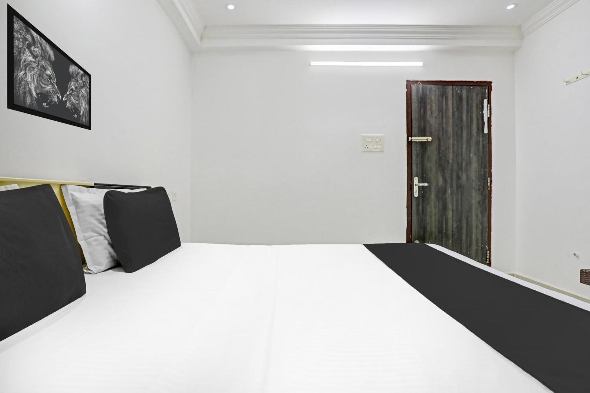Super Hotel O J3 Luxury Rooms Guntūr Exterior foto